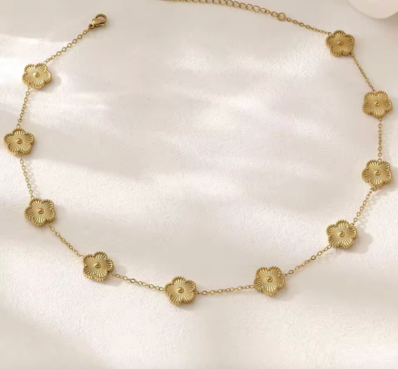 Minimalist Luxury Clover Necklace for Women